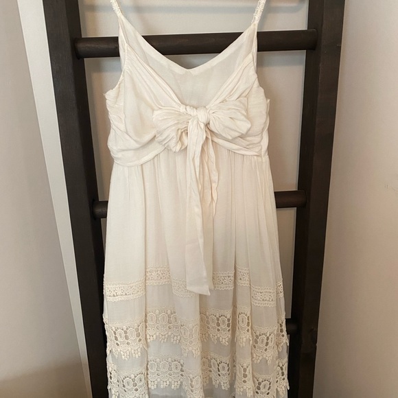 White boho bow dress - Picture 3 of 5